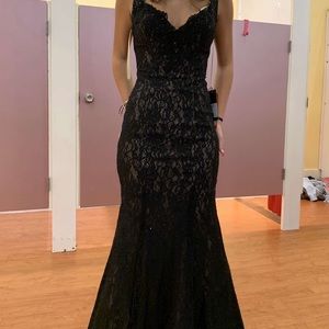 size 00 black prom dress, never worn